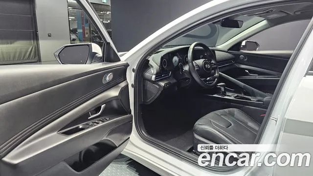 Hyundai Avante CN7 — Фото автомобиля 15