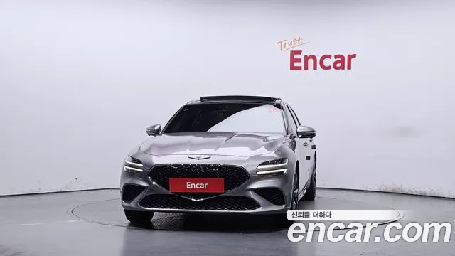 Фотография автомобиля — Genesis G70