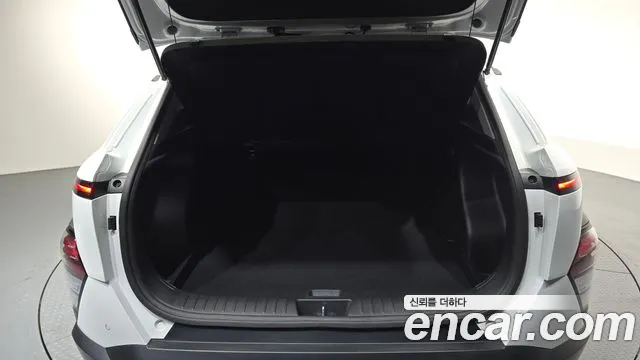Hyundai Kona SX2 — Фото автомобиля 24