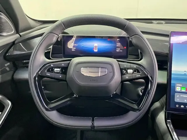 Geely Boyue — Фото автомобиля 12