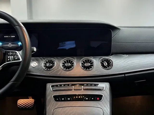 Mercedes-Benz CLS-Class — Фото автомобиля 5