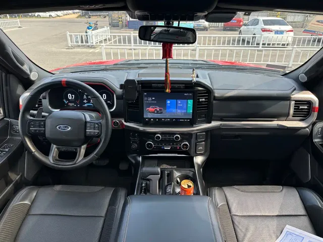 Ford F-150 Raptor — Фото автомобиля 6