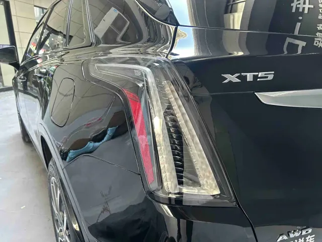 Cadillac XT5 — Фото автомобиля 4