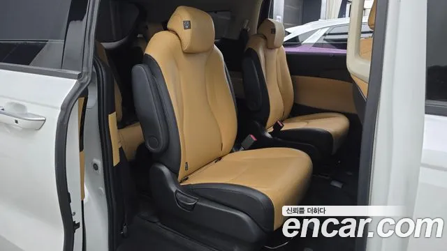 Kia Carnival 4th Gen — Фото автомобиля 17