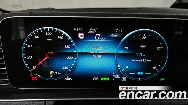 Mercedes-Benz GLE-Class — Фото автомобиля 8