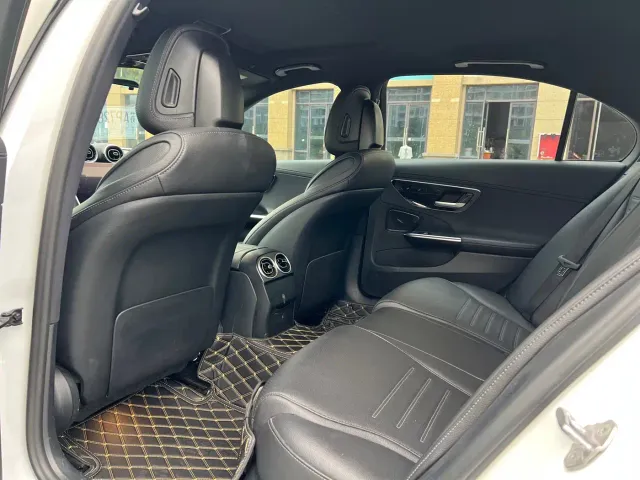 Mercedes-Benz C-Class — Фото автомобиля 9