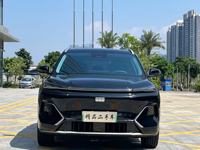 Geely Galaxy Starship 7 EM-i — Фото автомобиля 2