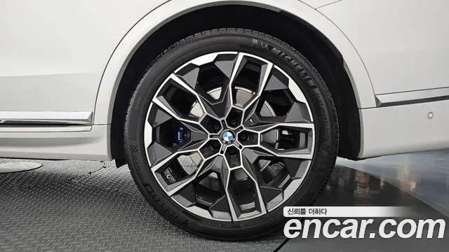 BMW X7 G07 — Фото автомобиля 6