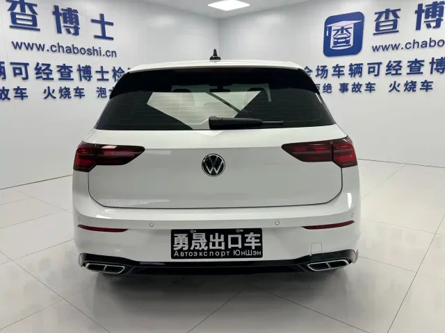 Volkswagen Golf — Фото автомобиля 5