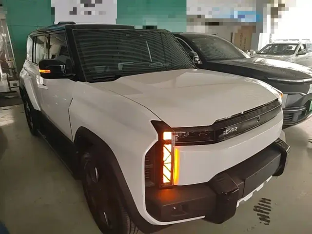 iCAR 03T — Фото автомобиля 3
