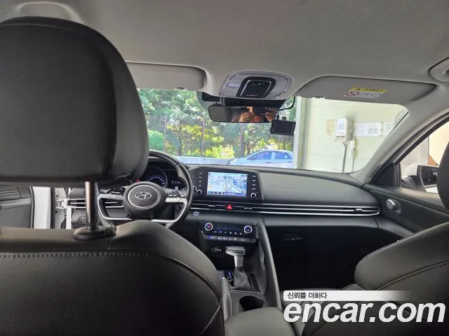 Hyundai Avante CN7 — Фото автомобиля 15