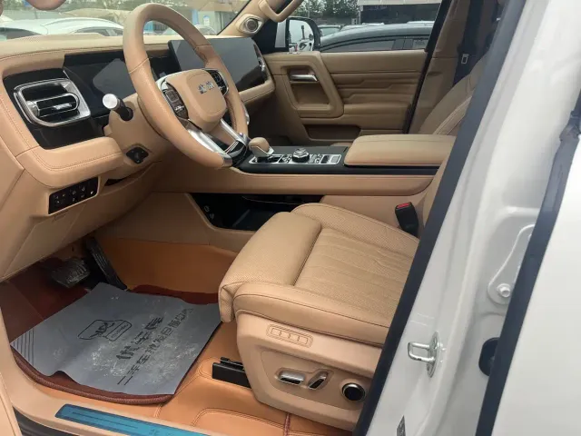 BAIC BJ60 Thunder — Фото автомобиля 6