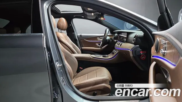 Mercedes-Benz E-Class W213 — Фото автомобиля 16