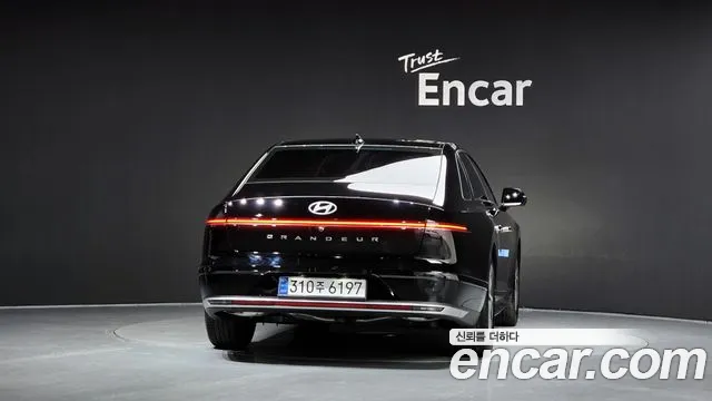Hyundai Grandeur GN7 — Фото автомобиля 4