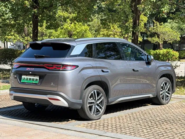 BYD Song L DM-i — Фото автомобиля 16