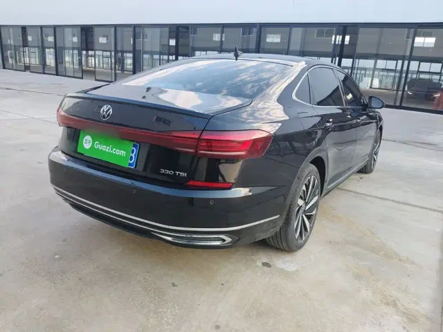 Volkswagen Passat — Фото автомобиля 20