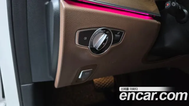 Mercedes-Benz E-Class W213 — Фото автомобиля 30