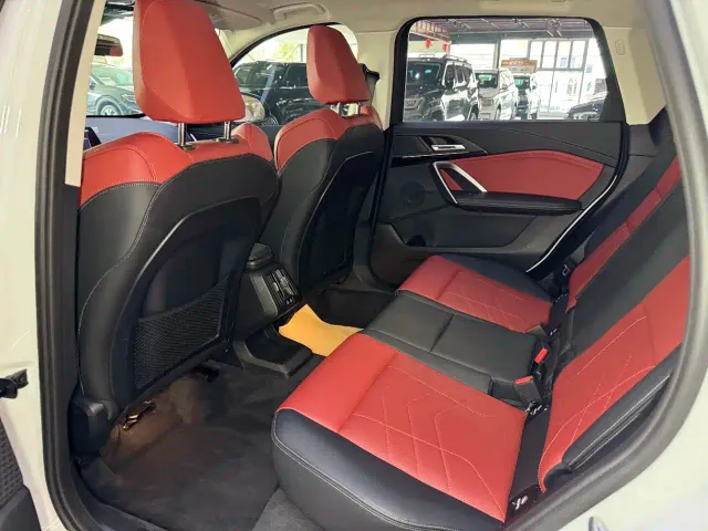 BMW X1 — Фото автомобиля 12