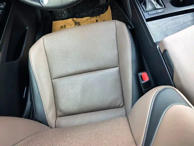 Lexus ES — Фото автомобиля 19