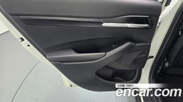 Kia Seltos — Фото автомобиля 14
