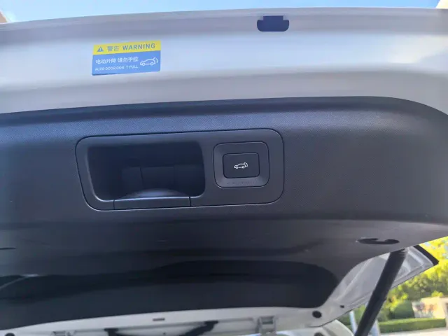 GAC Trumpchi E8 — Фото автомобиля 16