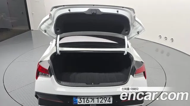 Hyundai Avante CN7 — Фото автомобиля 20