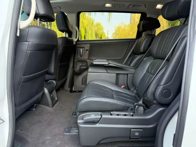 Honda Odyssey — Фото автомобиля 4