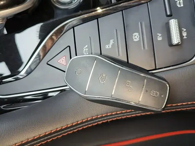 BYD Song PLUS — Фото автомобиля 8