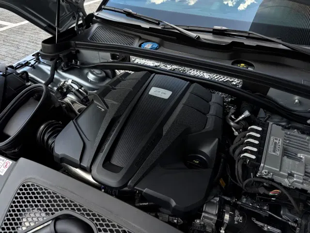Porsche Macan — Фото автомобиля 13