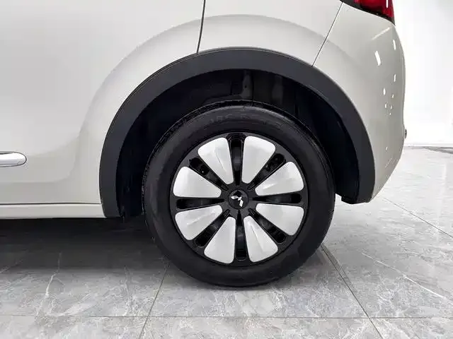 Wuling Bingo — Фото автомобиля 14