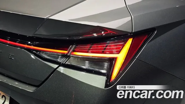 Hyundai Avante — Фото автомобиля 8