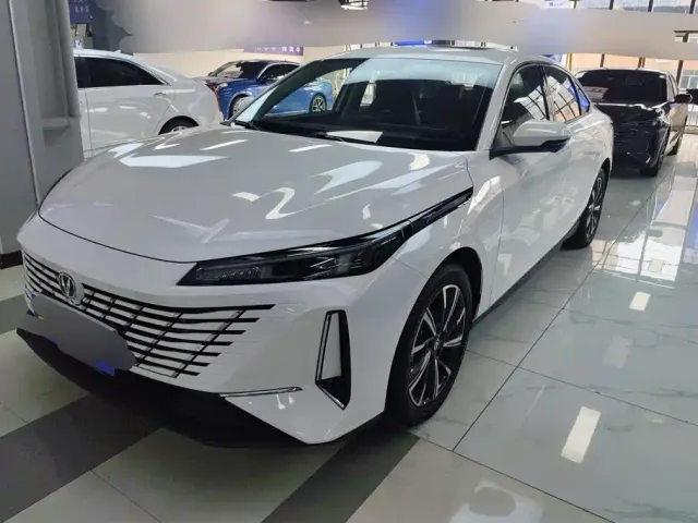 Фотография автомобиля — Changan Eado