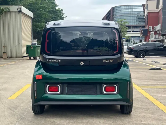Baojun KiWi EV — Фото автомобиля 4