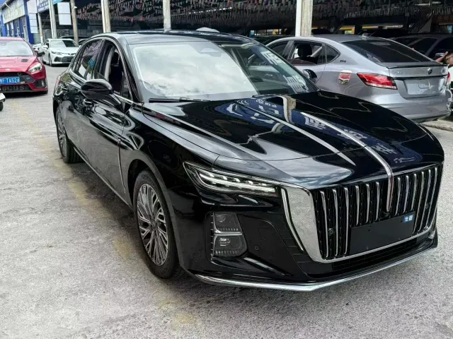 Hongqi H5 — Фото автомобиля 3