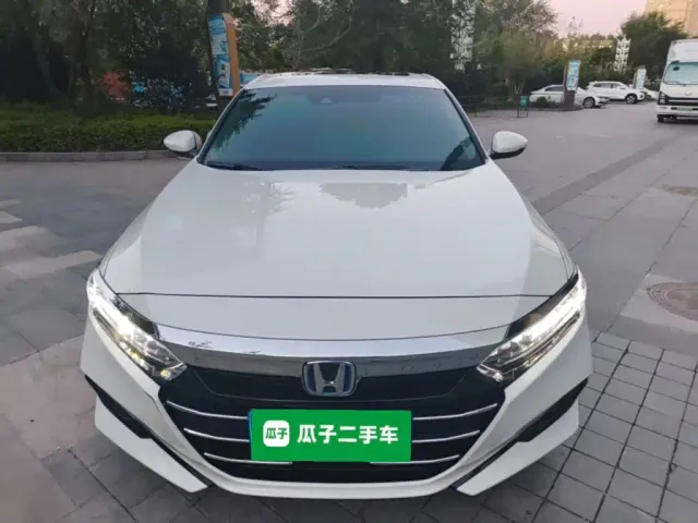 Honda Accord — Фото автомобиля 2
