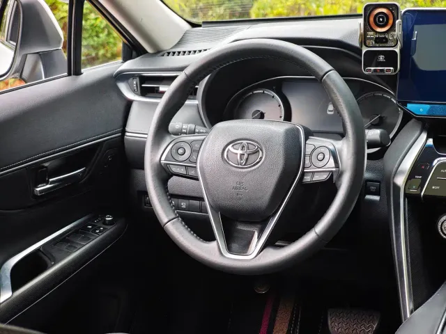 Toyota Harrier — Фото автомобиля 11
