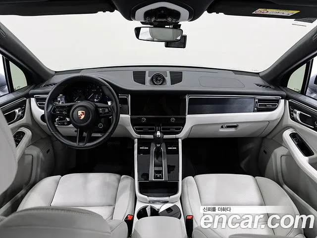 Porsche Macan — Фото автомобиля 7