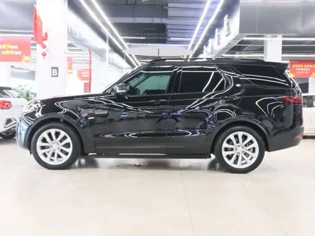 Land Rover Discovery — Фото автомобиля 3