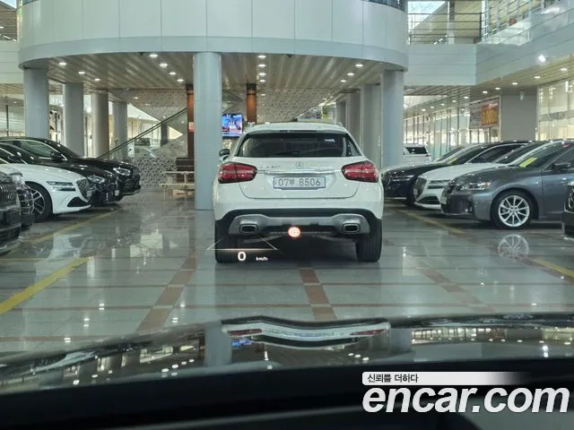 Kia K8 Hybrid — Фото автомобиля 10