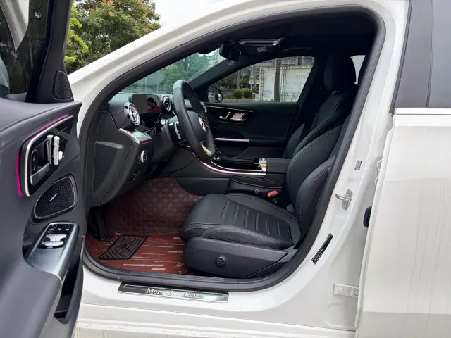 Mercedes-Benz C-Class — Фото автомобиля 5