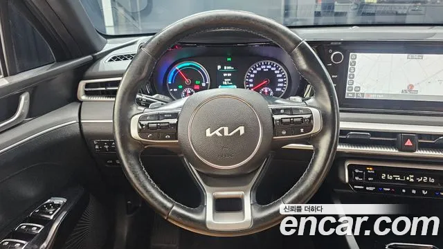 Kia K5 Generation 3 — Фото автомобиля 19