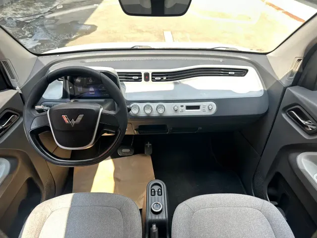 Wuling Hongguang Mini EV — Фото автомобиля 19