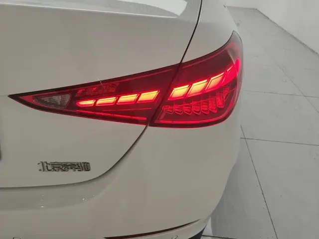 Mercedes-Benz C-Class — Фото автомобиля 7