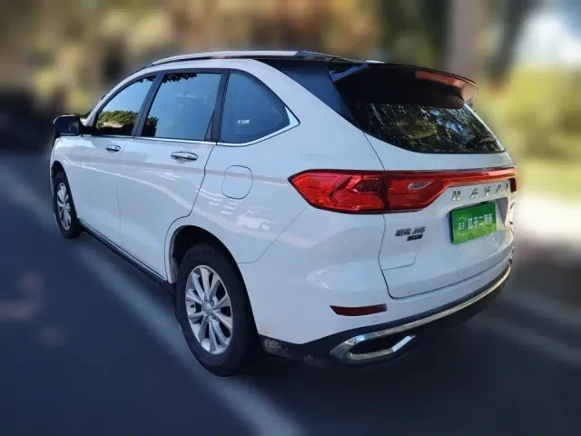 Haval M6 — Фото автомобиля 23