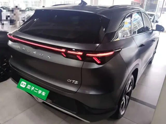 Arcfox Alpha T5 — Фото автомобиля 4