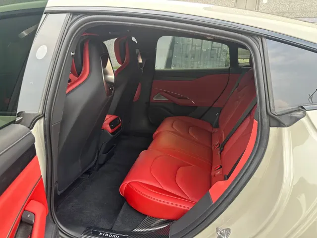 Xiaomi SU7 — Фото автомобиля 5