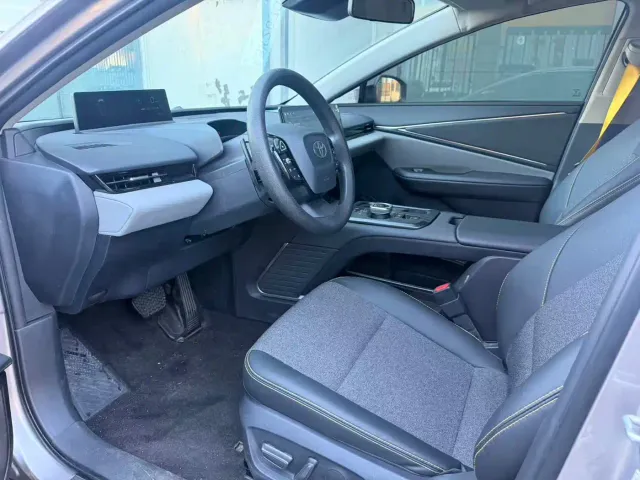 Toyota bZ5 — Фото автомобиля 7