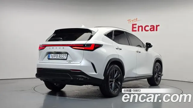 Lexus NX Generation 2 — Фото автомобиля 2
