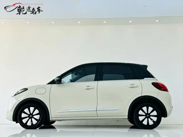 Wuling Bingo — Фото автомобиля 4