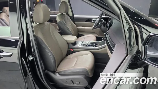 Kia Carnival Generation 4 — Фото автомобиля 17
